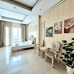 https://f-f-house-homestay.hotelsvungtau.com